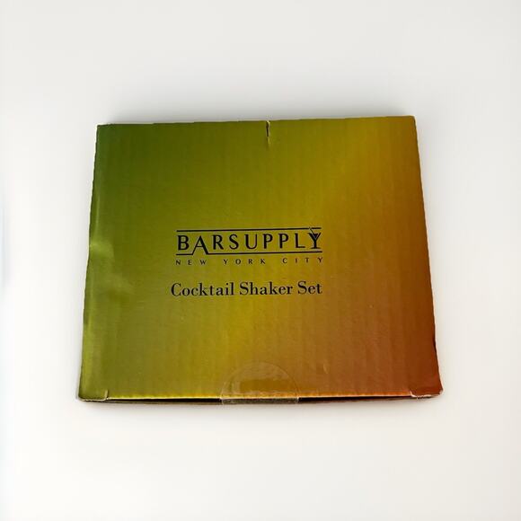 NIB Professional Boston Cocktail Shaker 4-Piece Set - Rainbow Chrome MSRP $85 - Picture 5 of 9